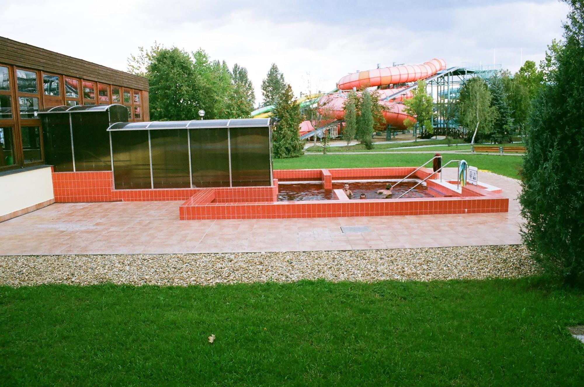 Hungarospa Thermal Camping Mobilhaz Hajdúszoboszló المظهر الخارجي الصورة